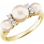 Cultured Freshwater Pearl and Diamond Ring